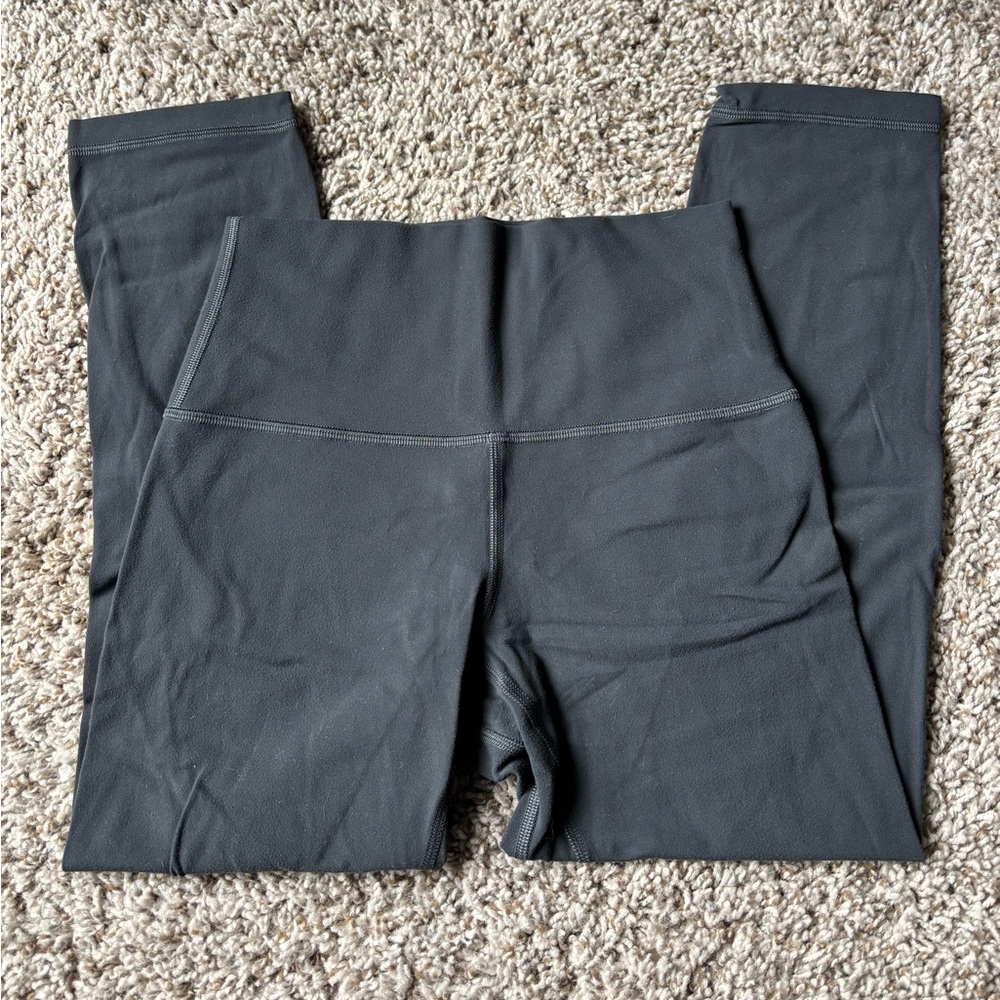 Lululemon Align 25” legging in a blackish-silverish color